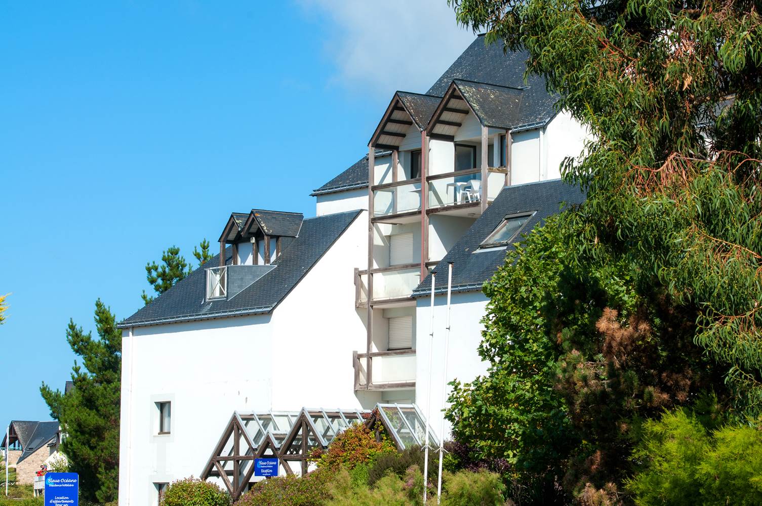 residence-de-tourisme-Goelia-bleue-oceane-Carnac-Morbihan-Bretagne-Sud-ext2 © nps-Goelia